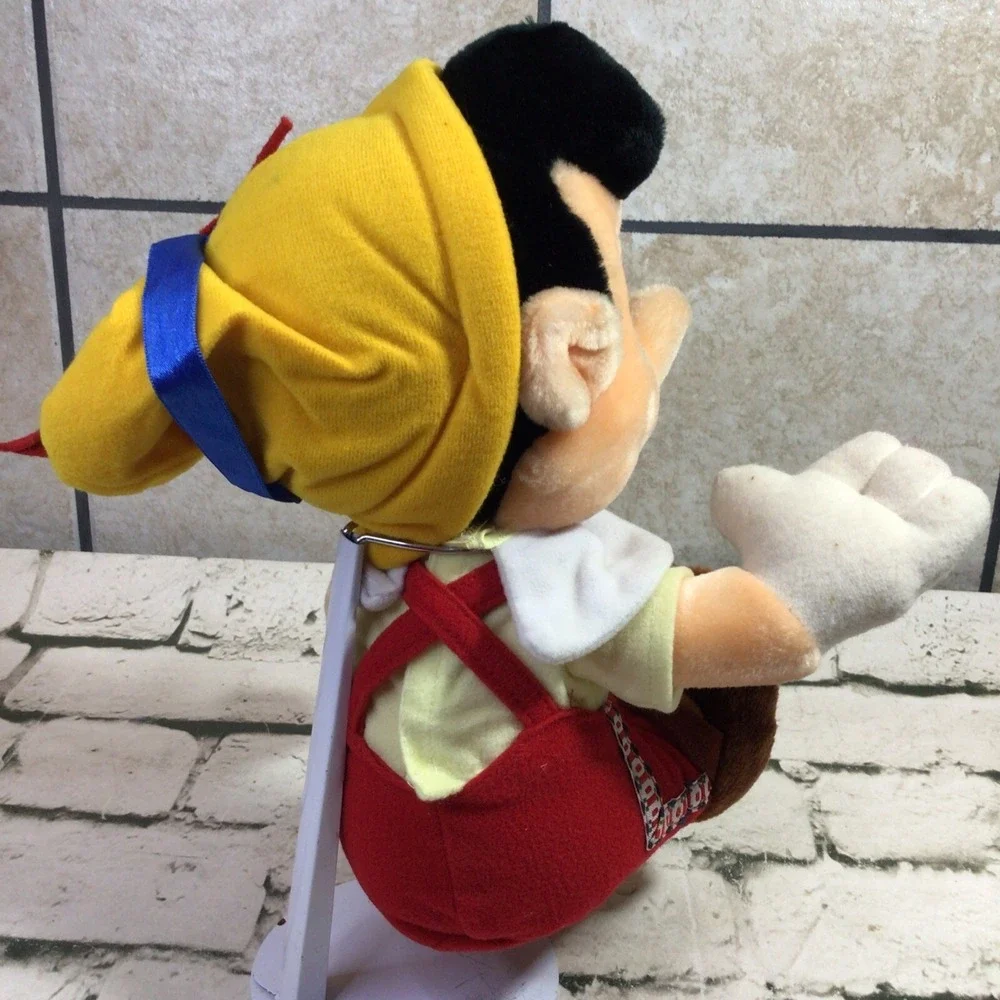 Vintage Walt Disney Pinocchio Plush Collectible Rare Stuffed Animal Souvenir‎
